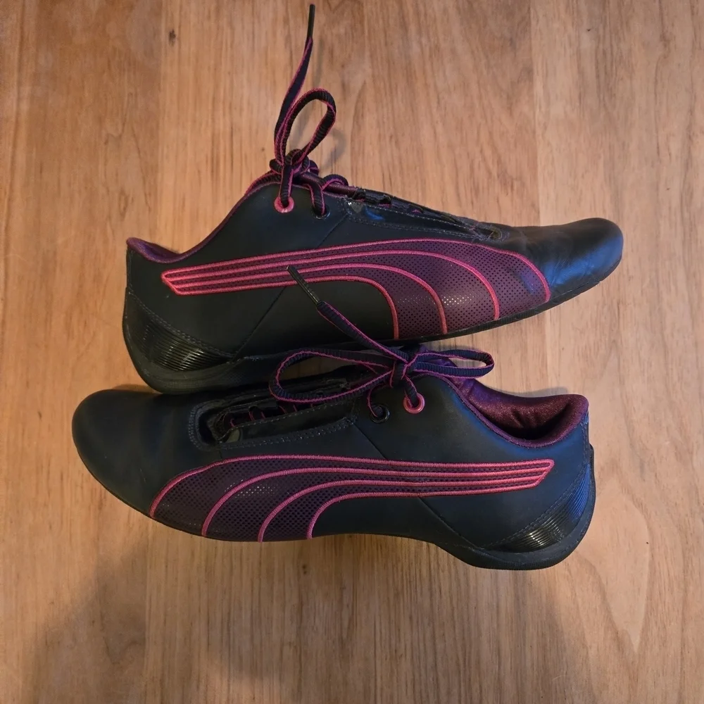 Puma Navy Blue and Pink Driving Shoes Size 9.5
